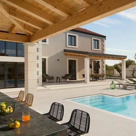 Manana Дом отдыха Gornji Zemunik