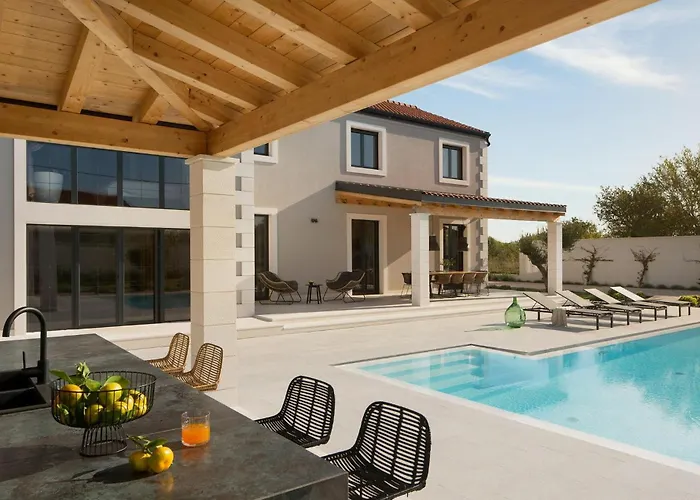 Manana Дом отдыха Gornji Zemunik